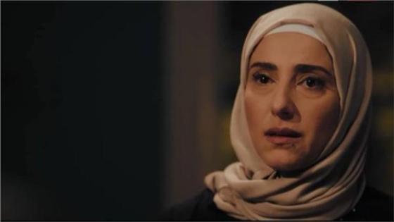 حنان مطاوع خلال أحداث مسلسل القاهرة كابول تسافر إلى طارق لطفي
