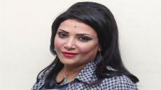 بدرية طلبة تدافع عن منى فاروق.. ارحموا من فى الارض يرحمكم من فى السماء