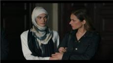 تارا عماد في ورطة خلال أحداث مسلسل ضد الكسر