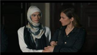 تارا عماد في ورطة خلال أحداث مسلسل ضد الكسر